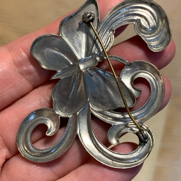 Vintage likely 60’s revival of art nouveau style brooch silver tone - Picture 8 of 11